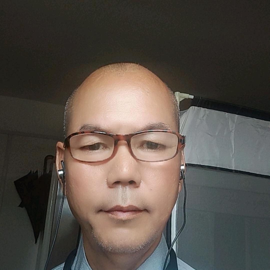 梁炯信大哥