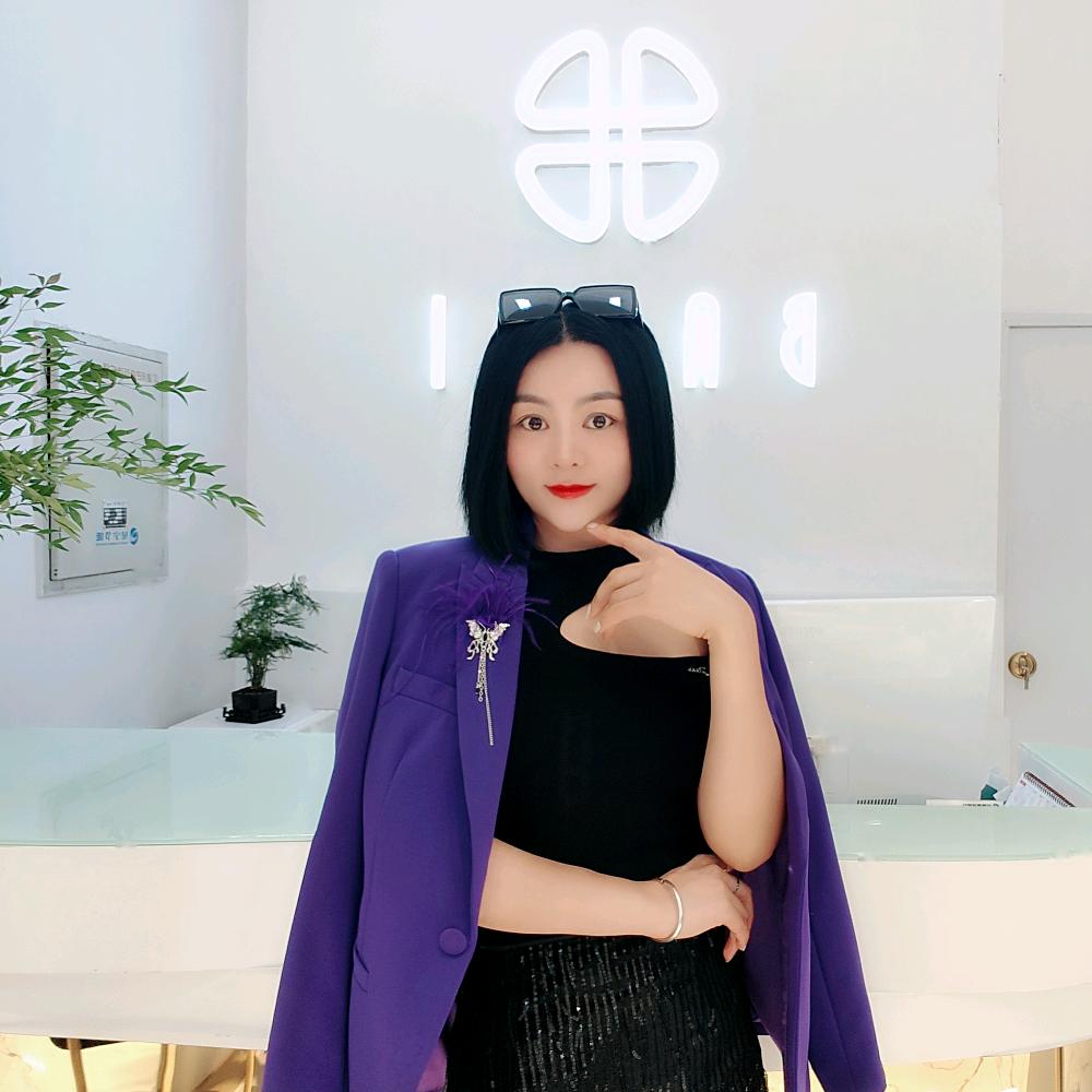 百丝服饰重庆巴南门店——香香
