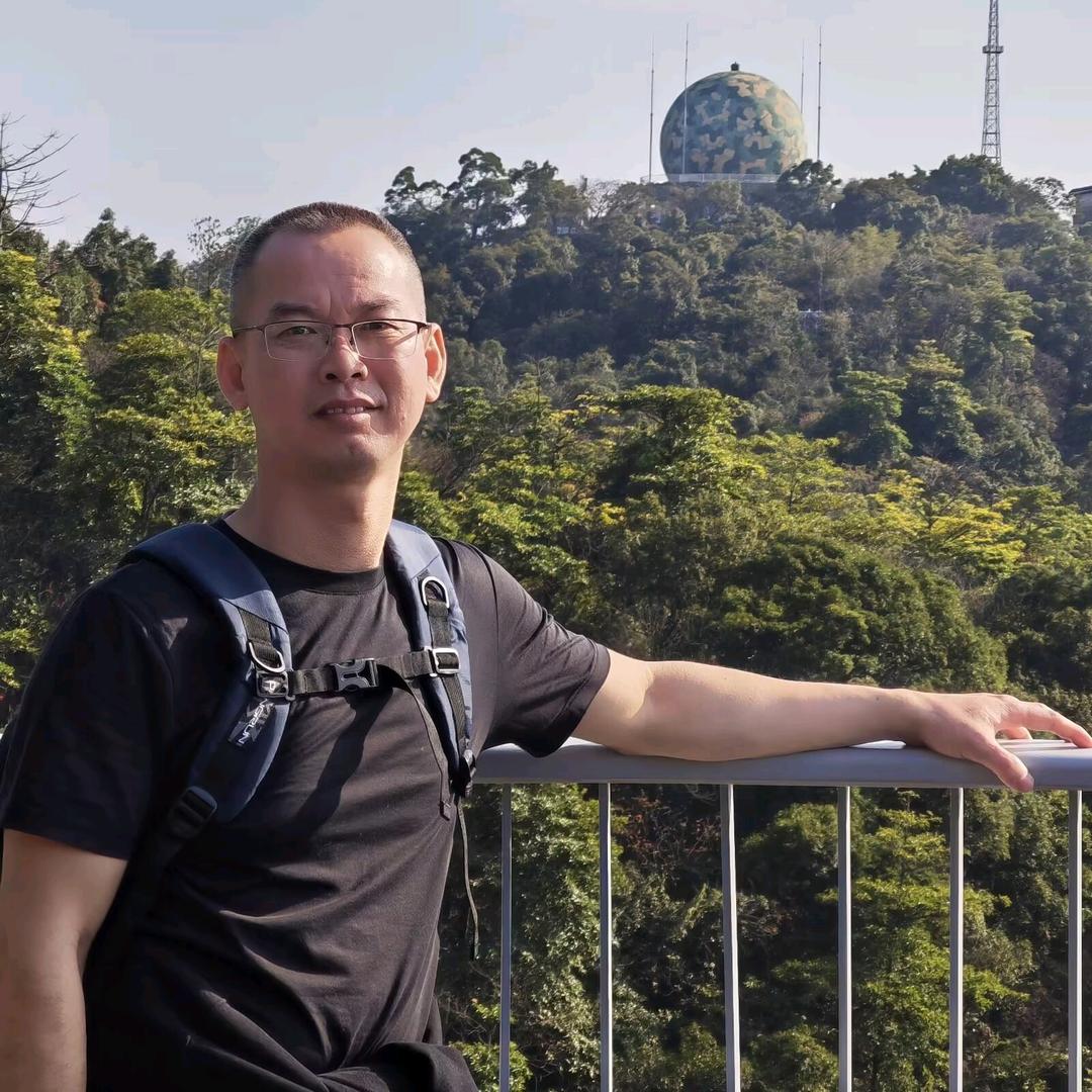 黄伟兴