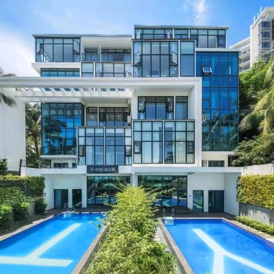 若逸ROY（ 三亚湾椰梦长廊店）主理人