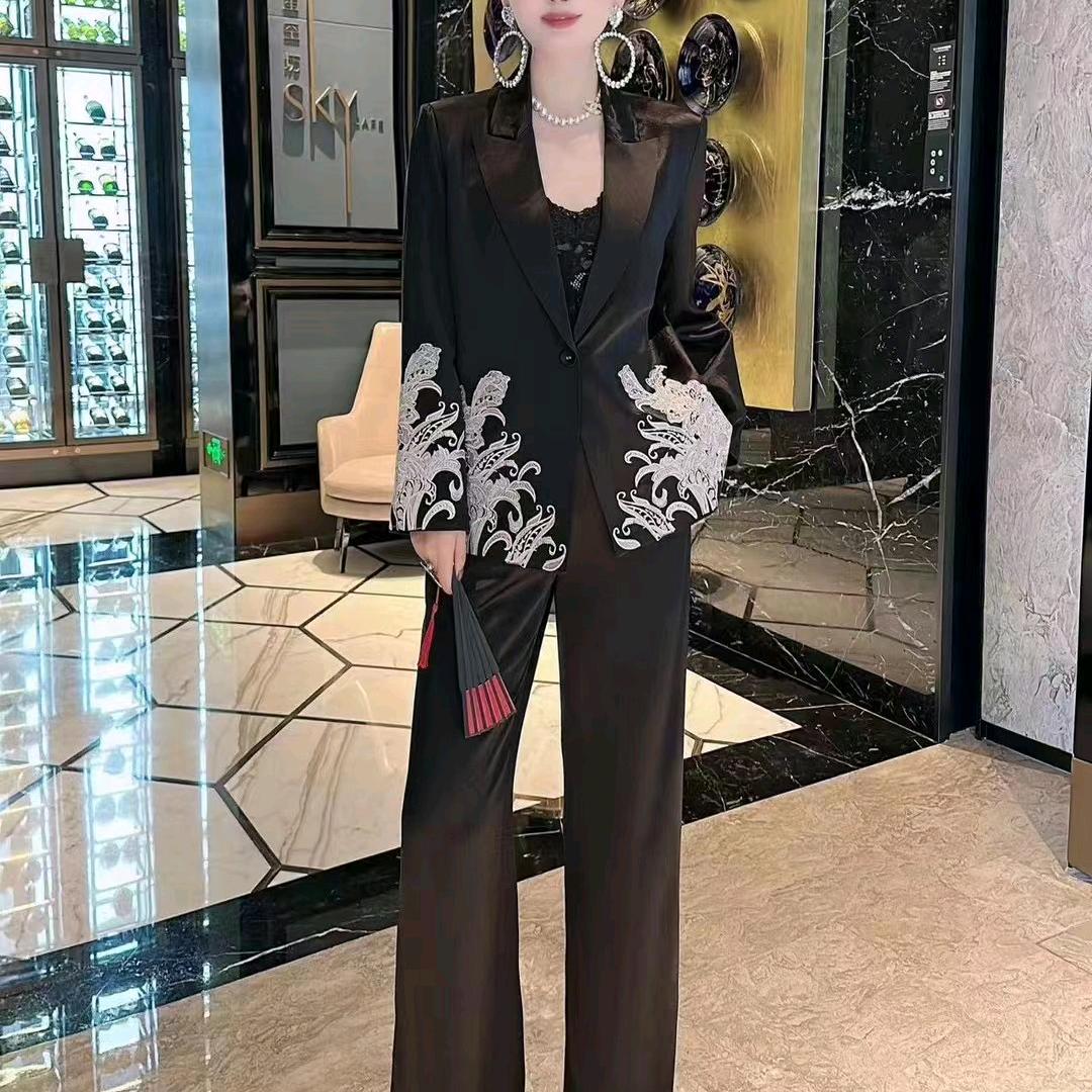 菁菁轻奢女装