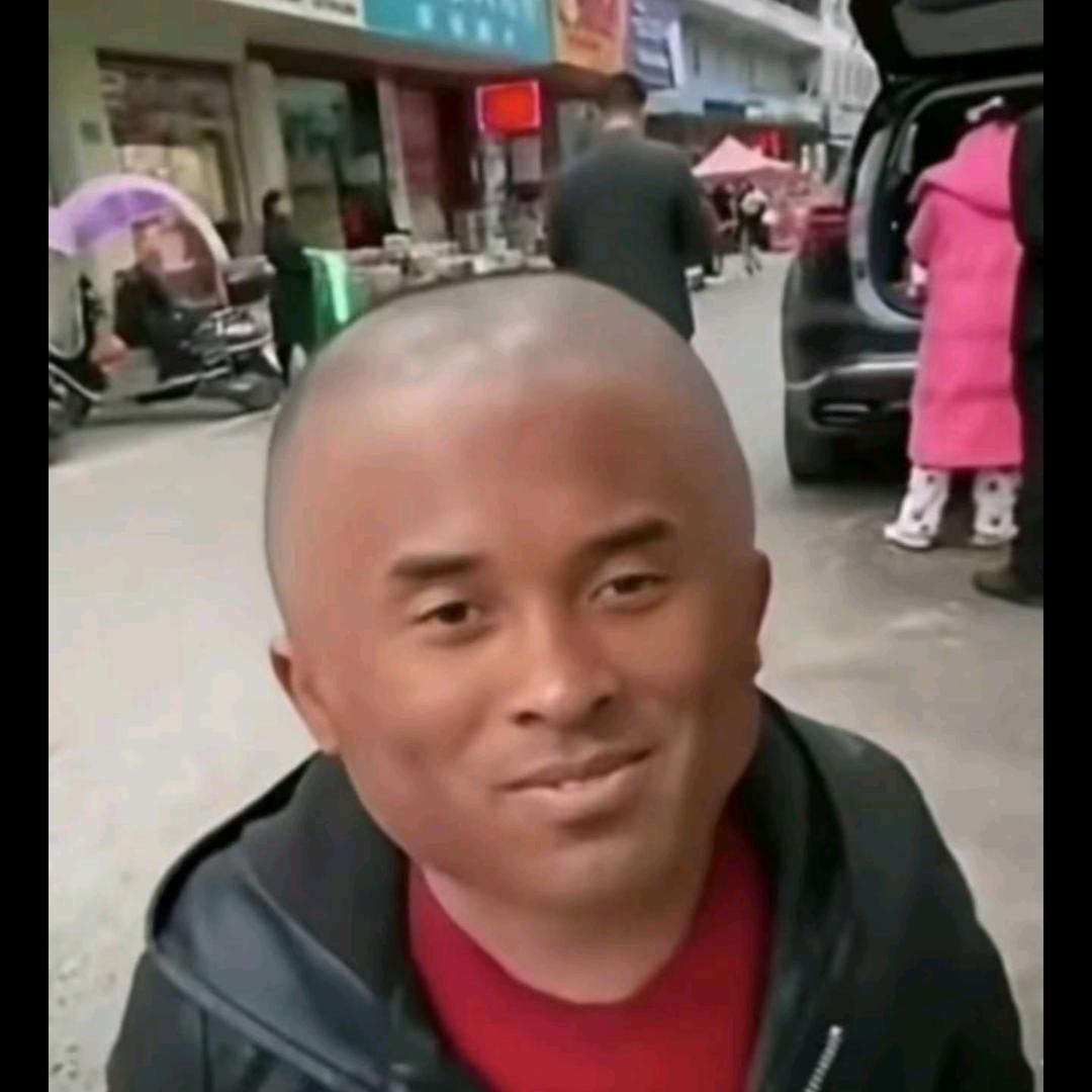 舒克开飞机嘟嘟嘟