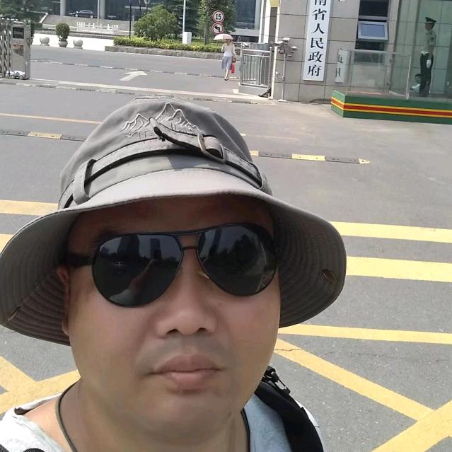 开心万岁张磊