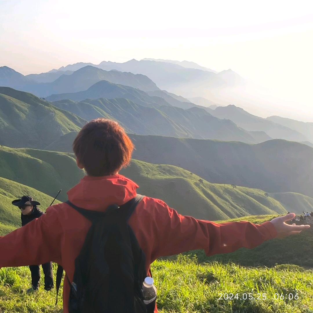 张泽恩.
