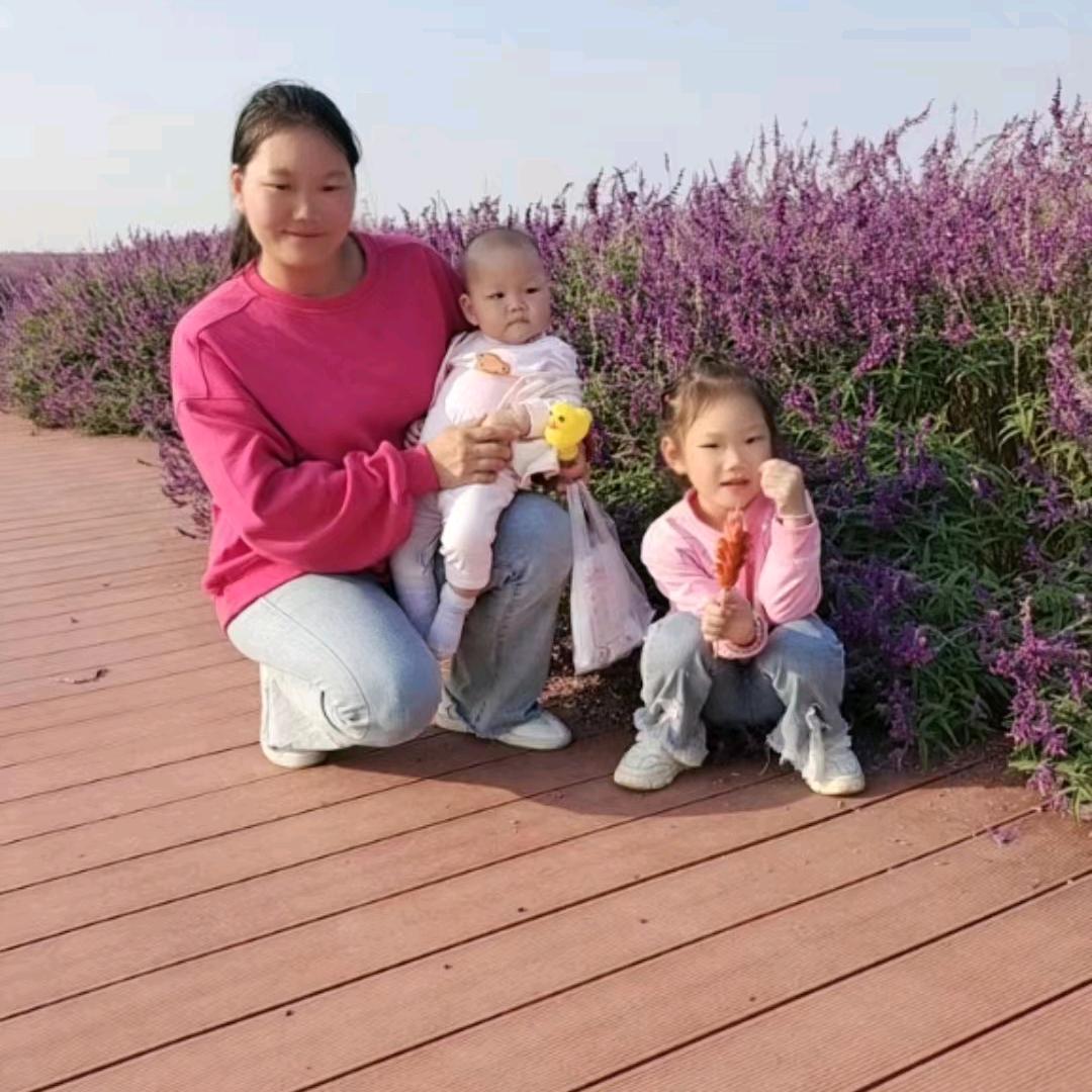 露妍凡妈妈