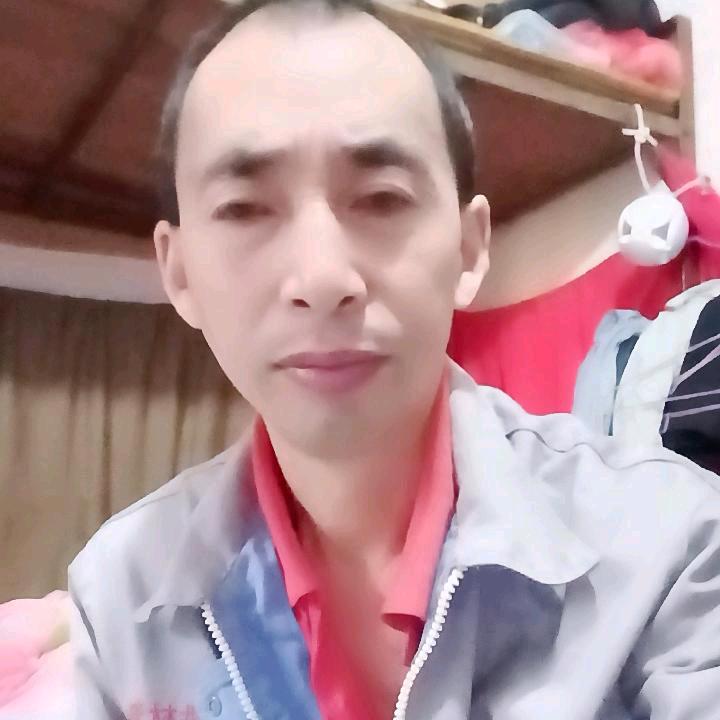 刚刚