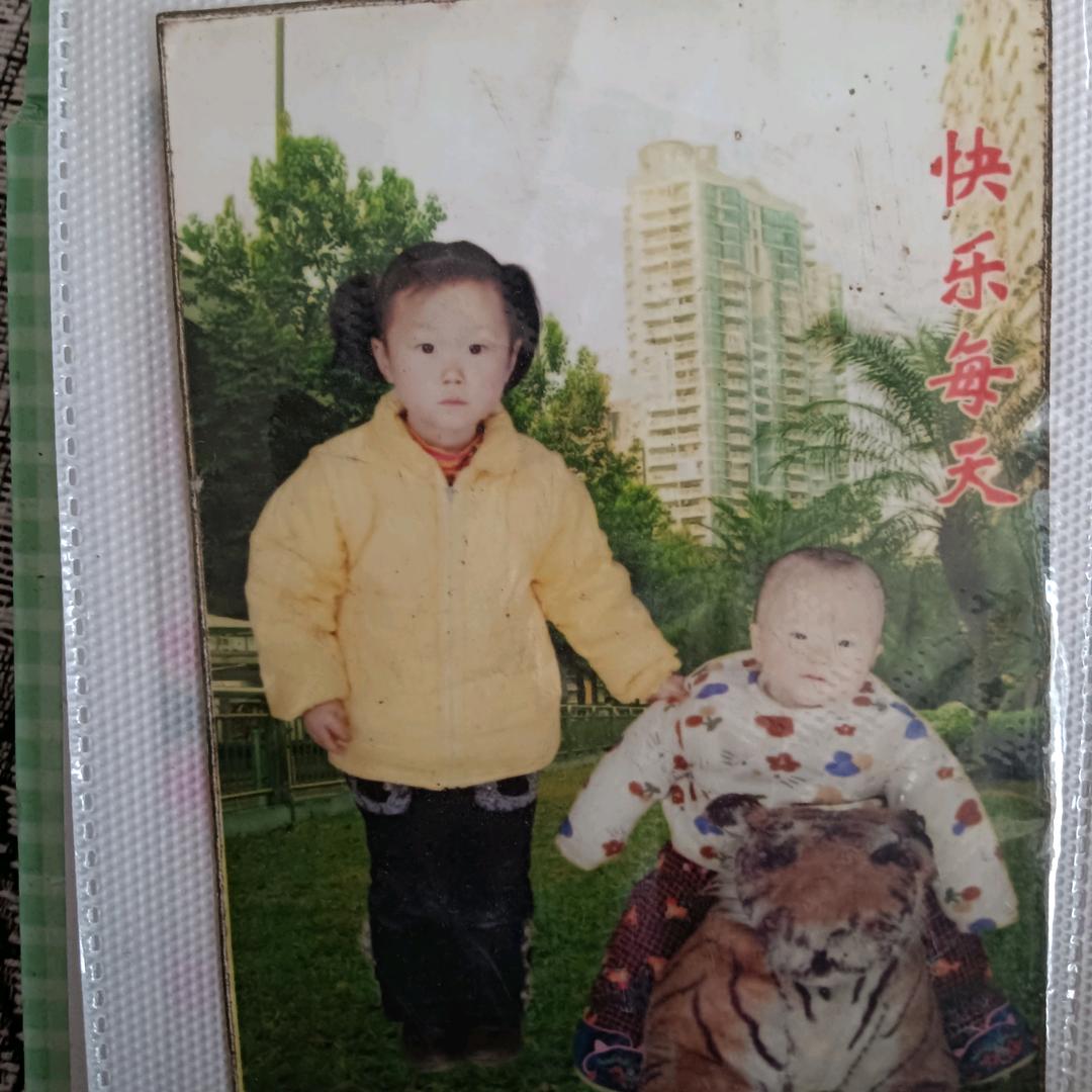 一儿一女。俩宝贝🌹🌹🌹