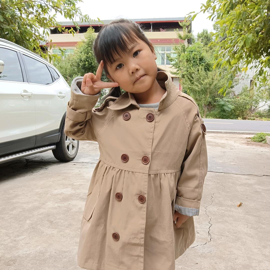 可爱的小女孩💓