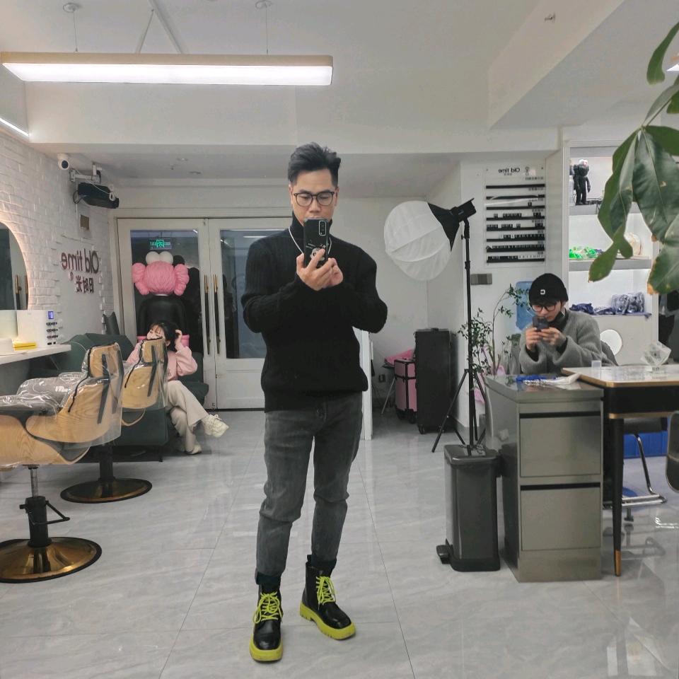 军哥千层破酥包