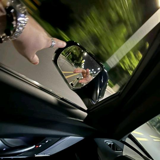 简单⫍ ⃢👁ܫ👁