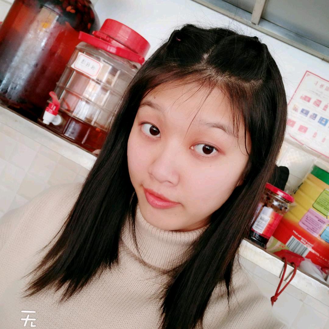 小肥猪🐷