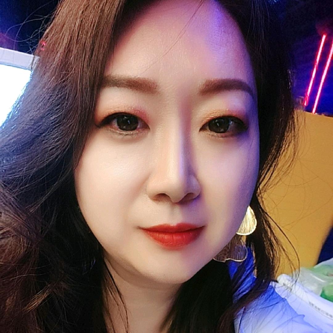 尚鼎木门--简逸装饰有限公司