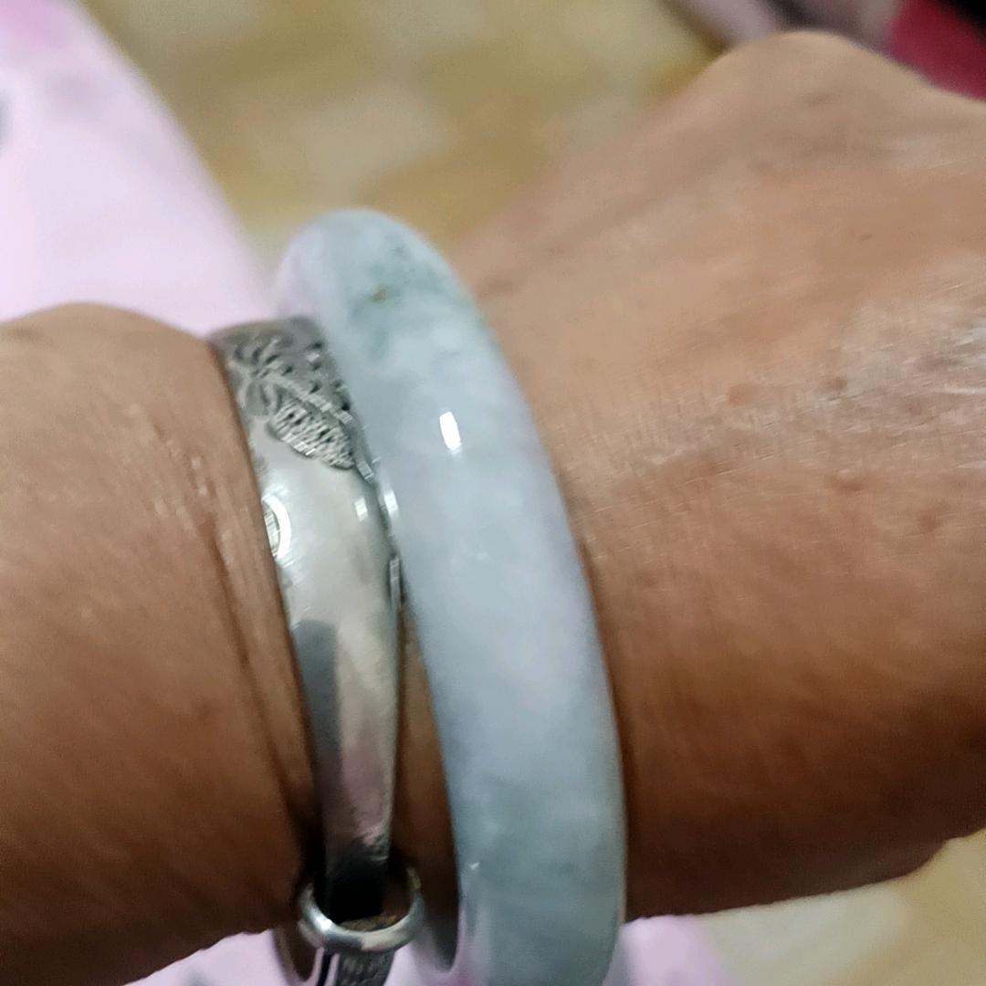 用户2263361176712杨妲