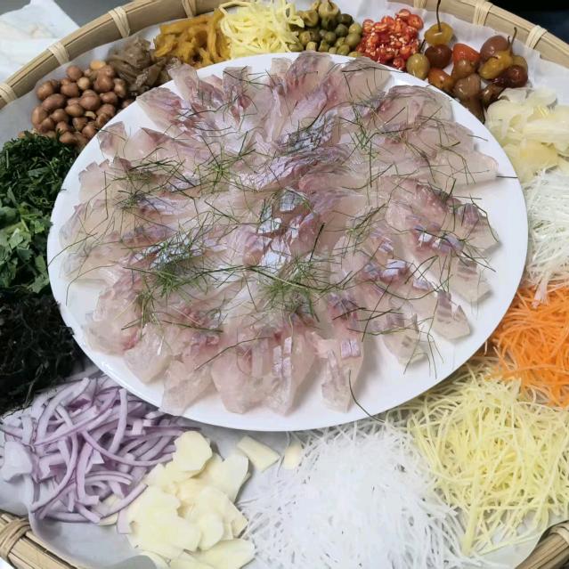 兄弟横县鱼生（高明店）