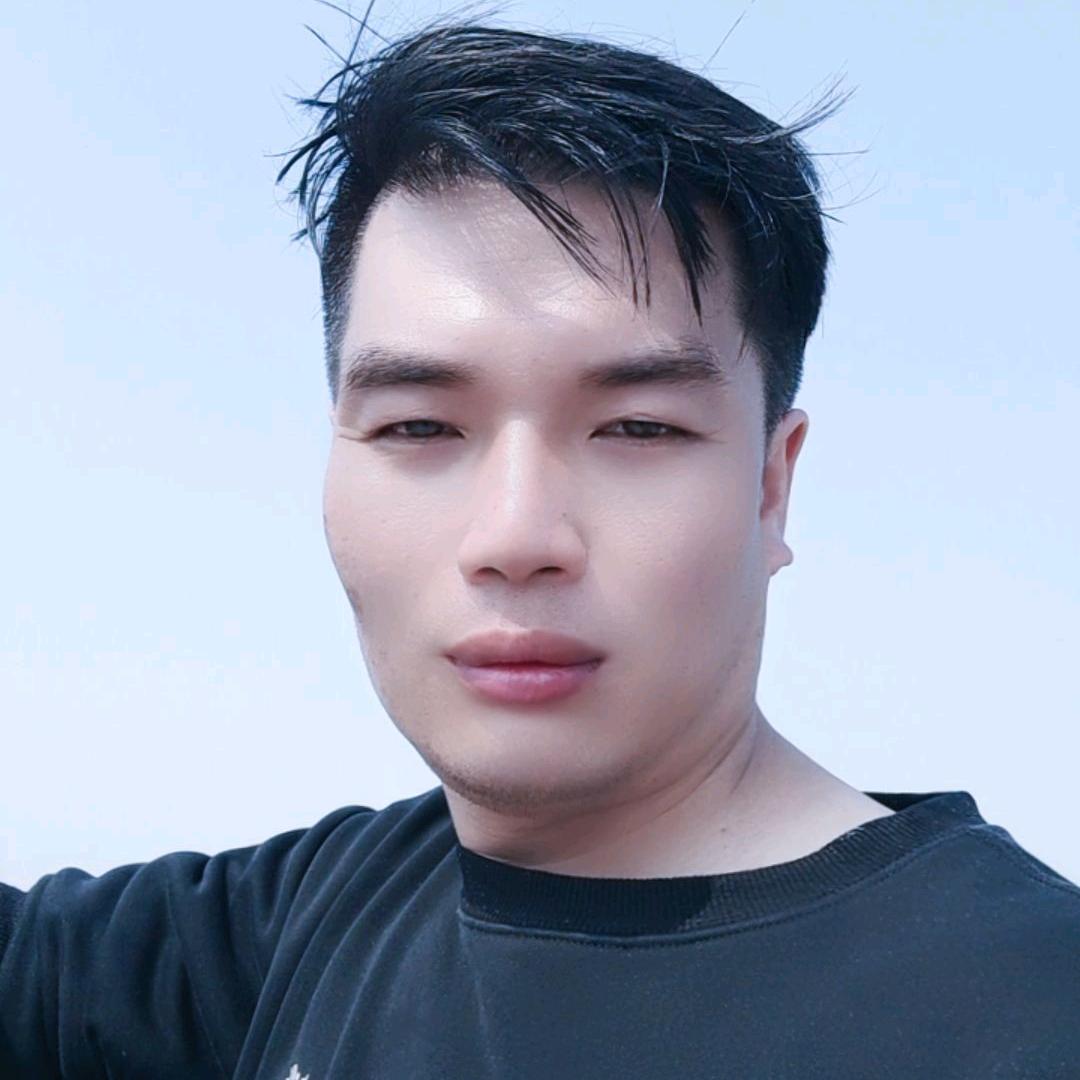宁毅 （娱乐主播求关注）