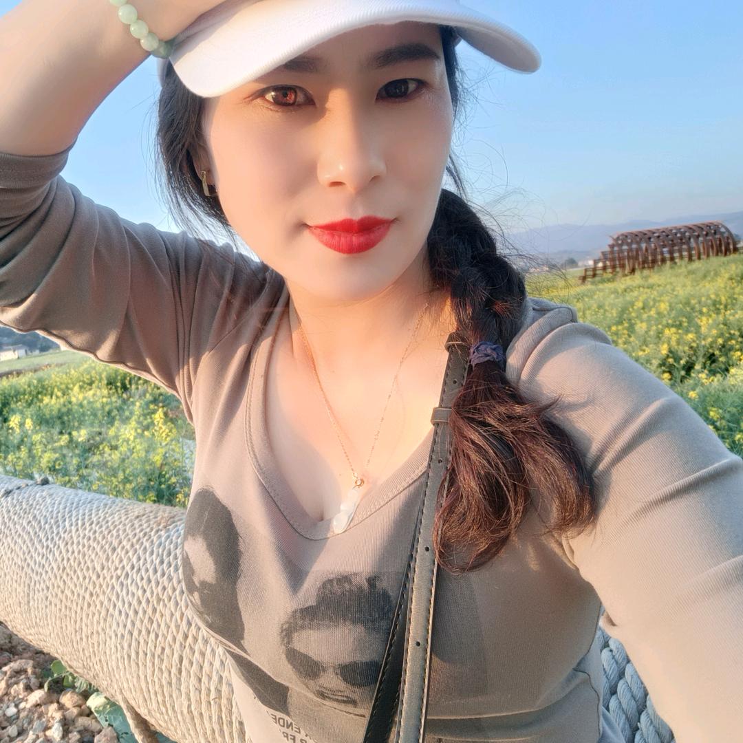 下过路口遇见。✨🌻