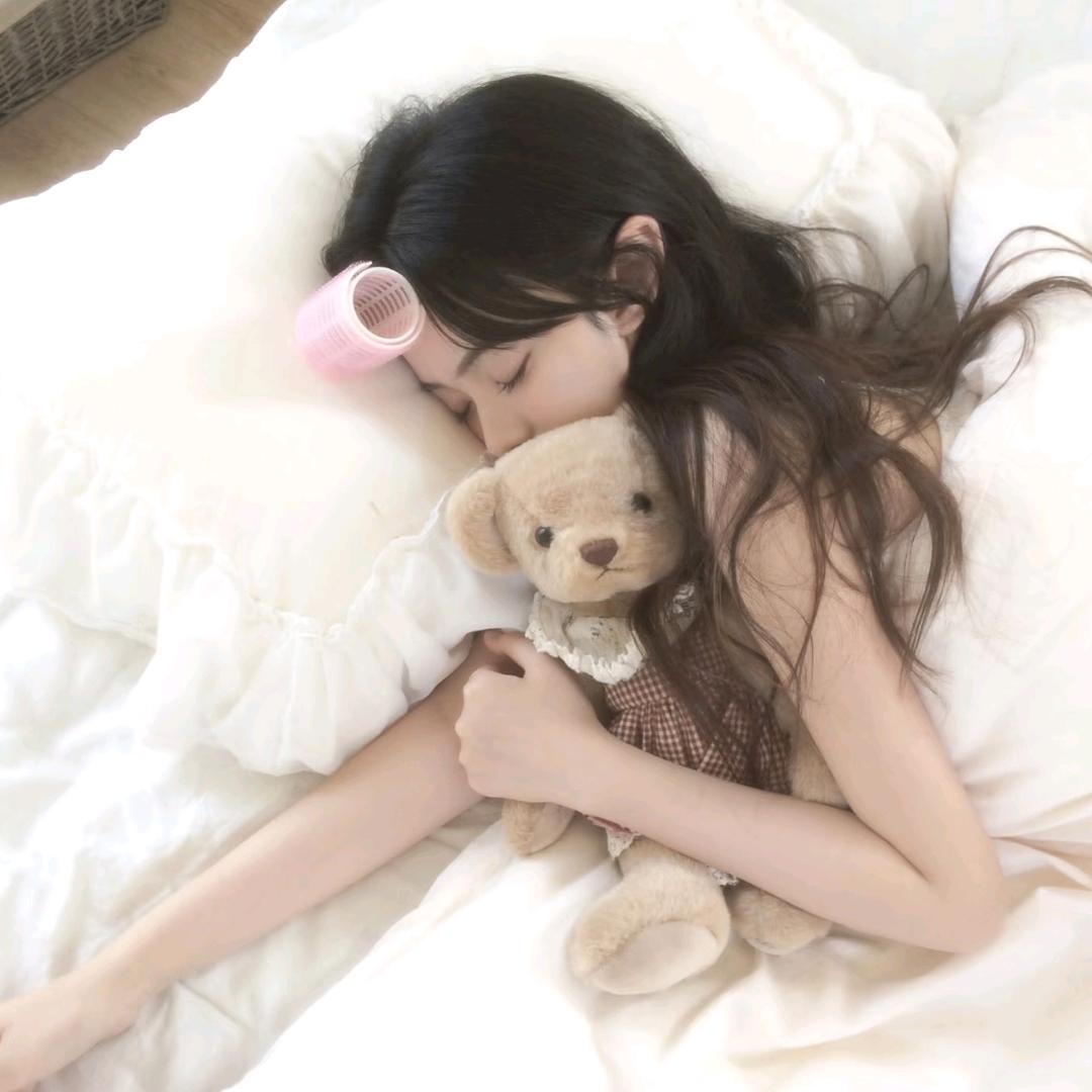 洛洛推文