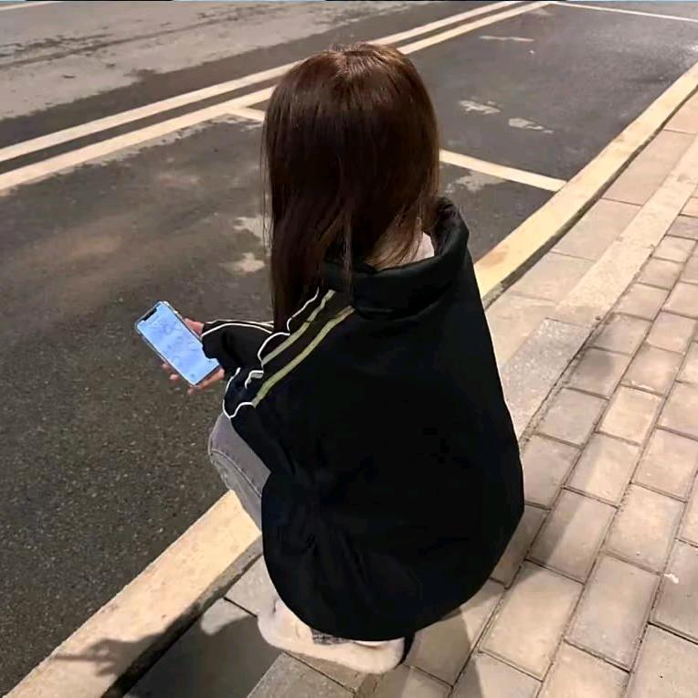 别哭ˡᵃ