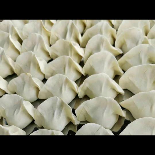 尚盘饺子就酒喝,饺子就酒越喝越有