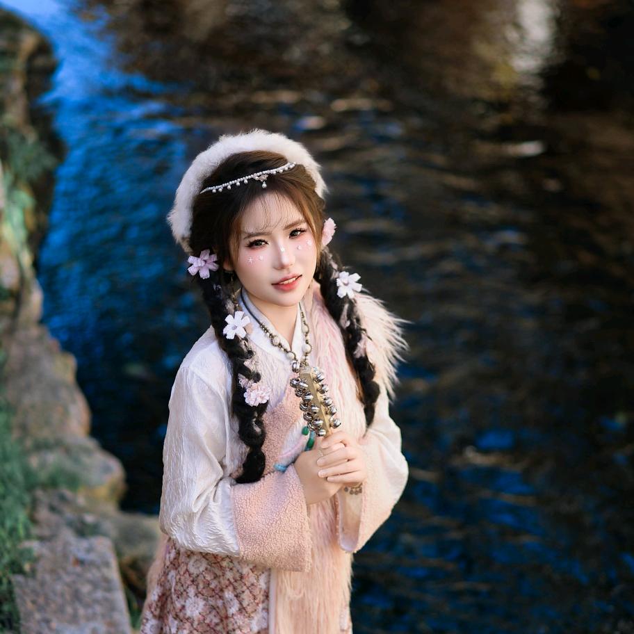 ✌︎˶╹ꇴ╹˶✌︎花花（已掉27斤版）