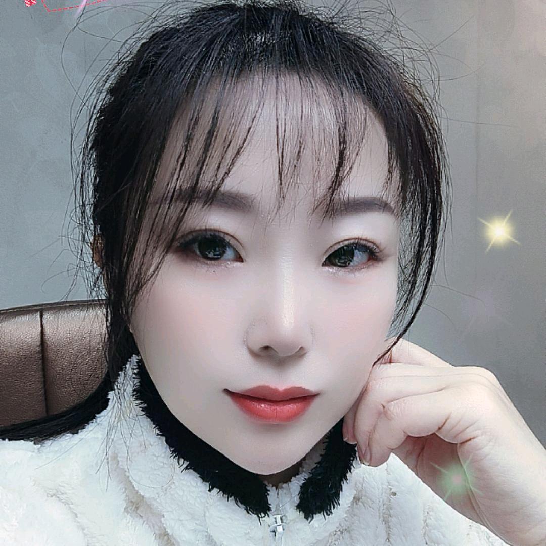 旭旭（绿幕直播）
