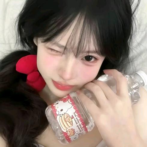 小张饿啦~(๑><๑）
