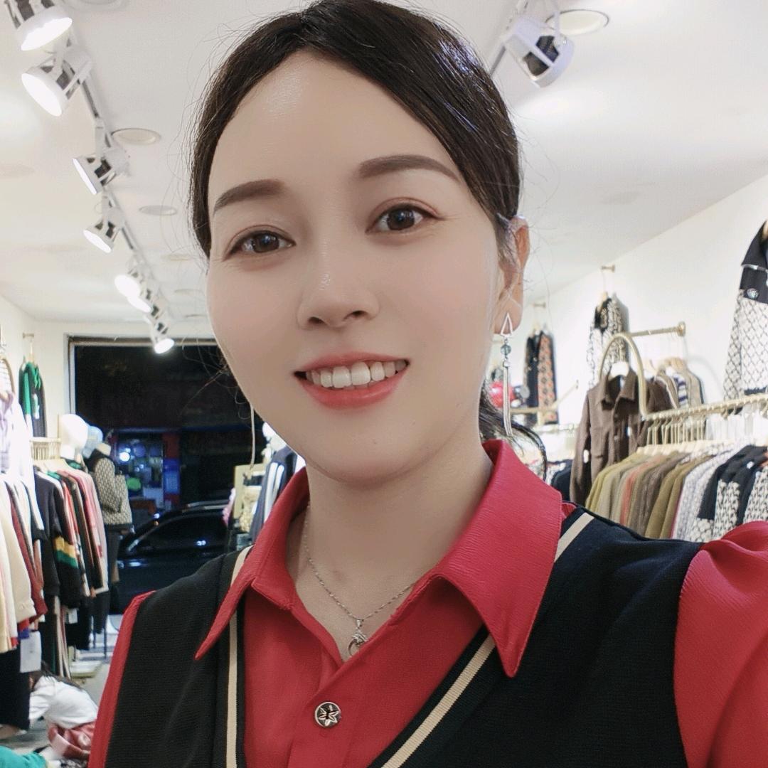 大竹女主播服装