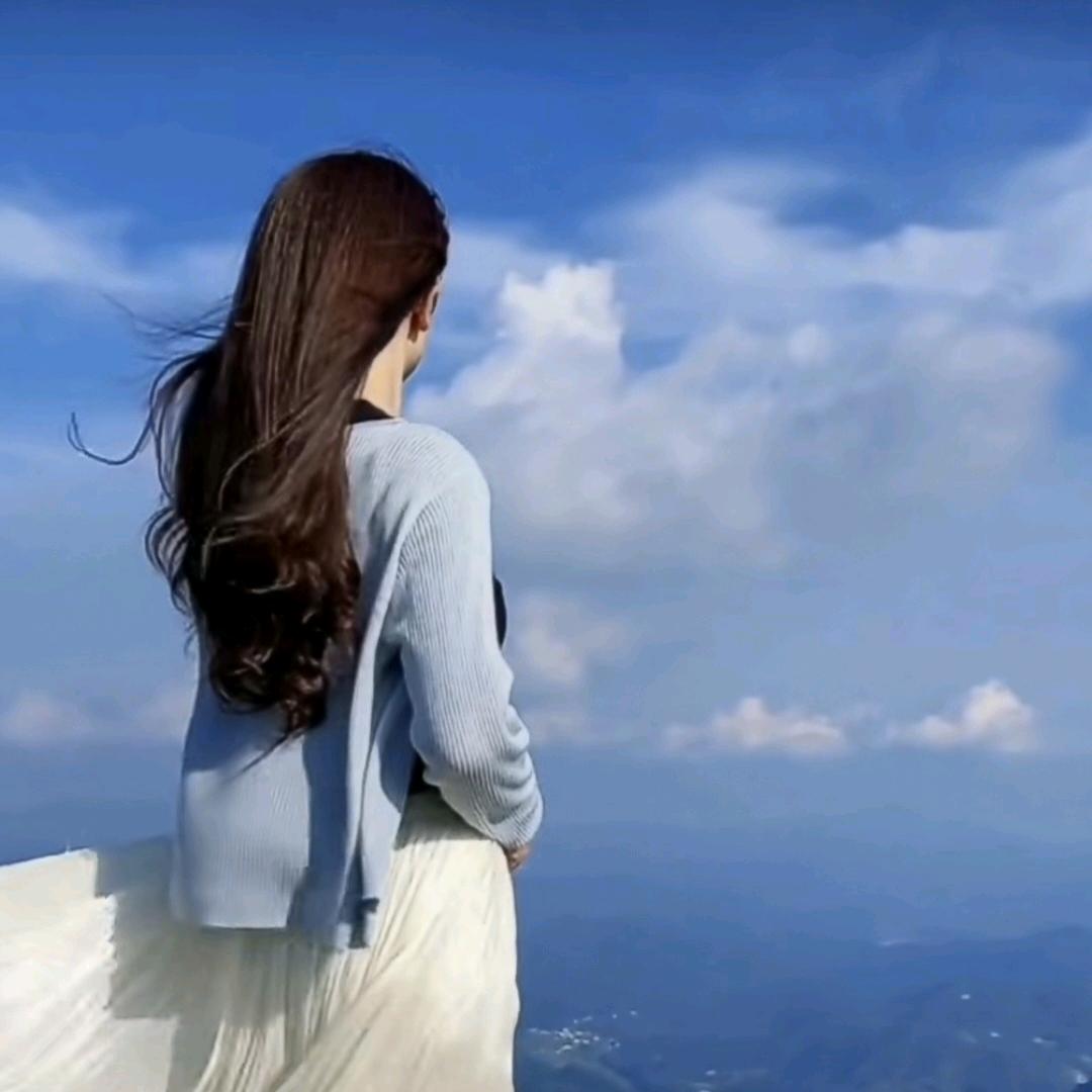 静若凡华服装