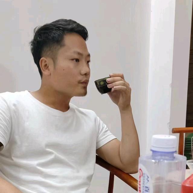 芒果小黄  产地直供