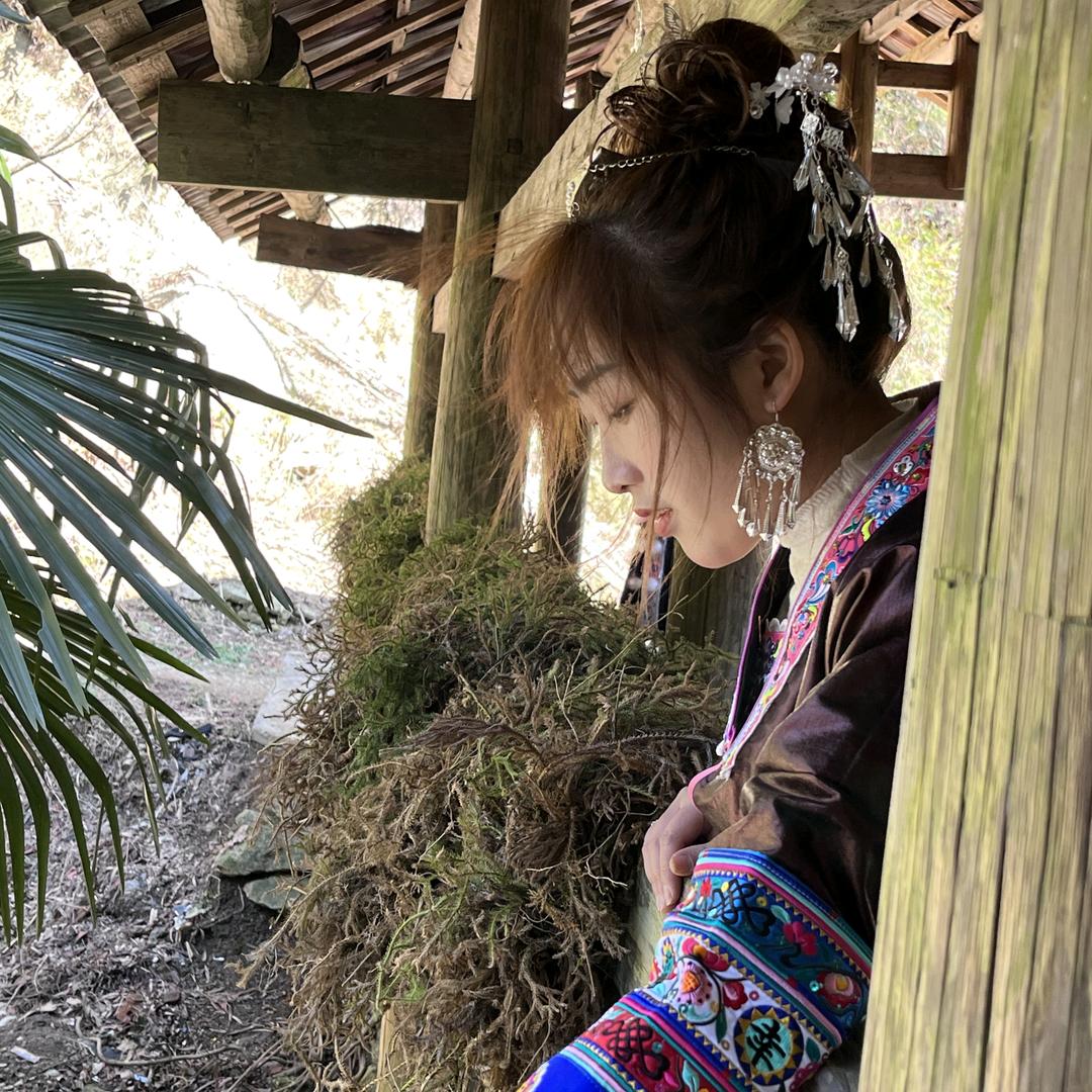 《苗妹》蓝精灵