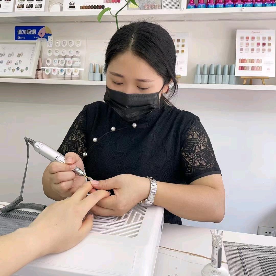 重生之我在海南搓指甲