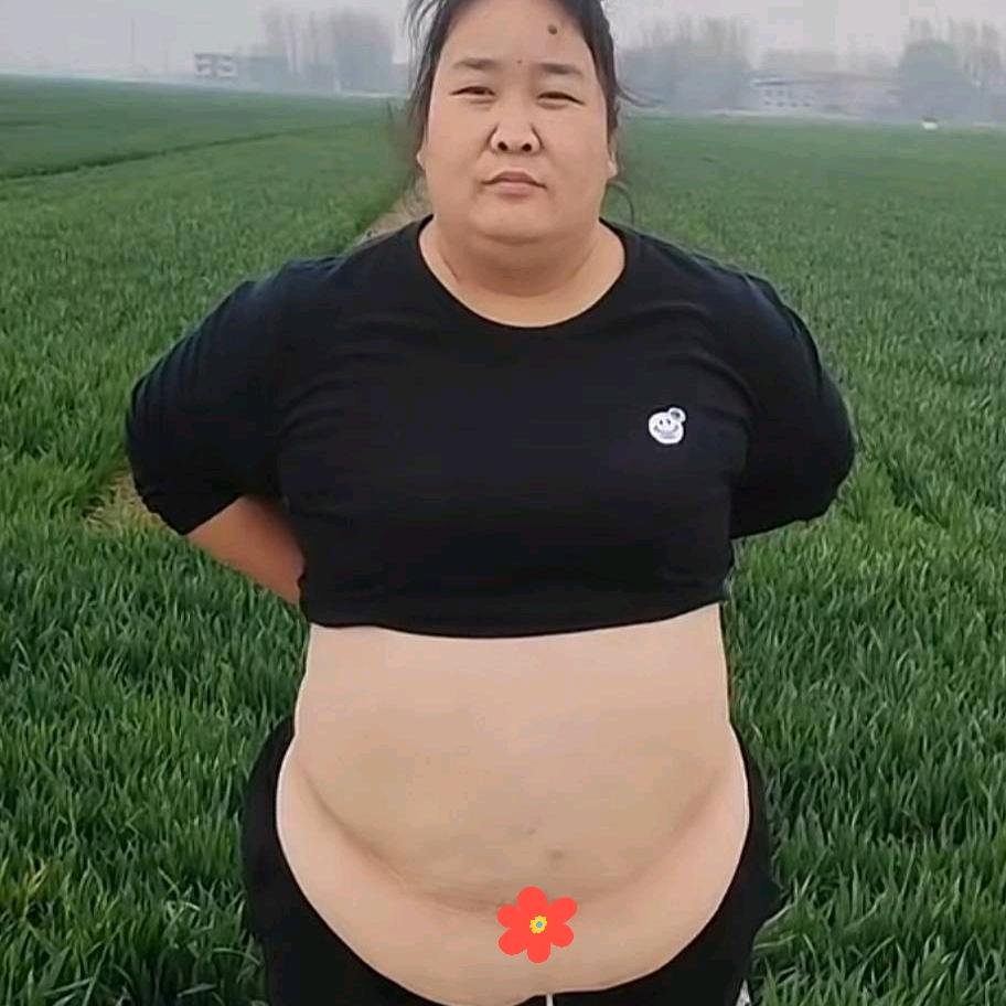 小何在逆袭