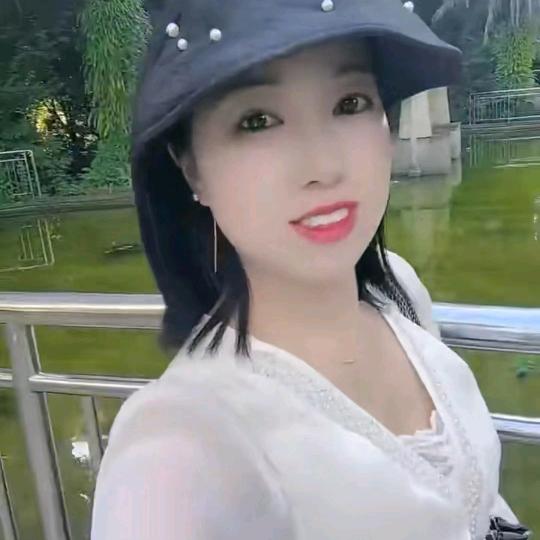 小何信息咨询工作室（个人独资）（4号）