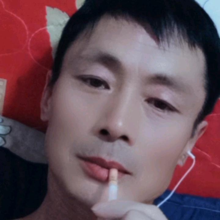 高兴的人