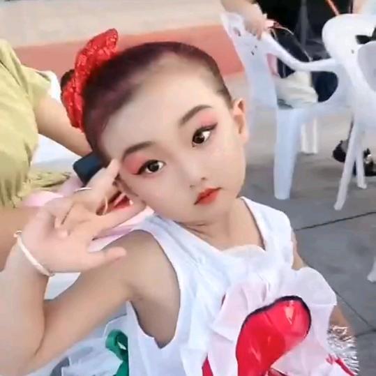 靳姐