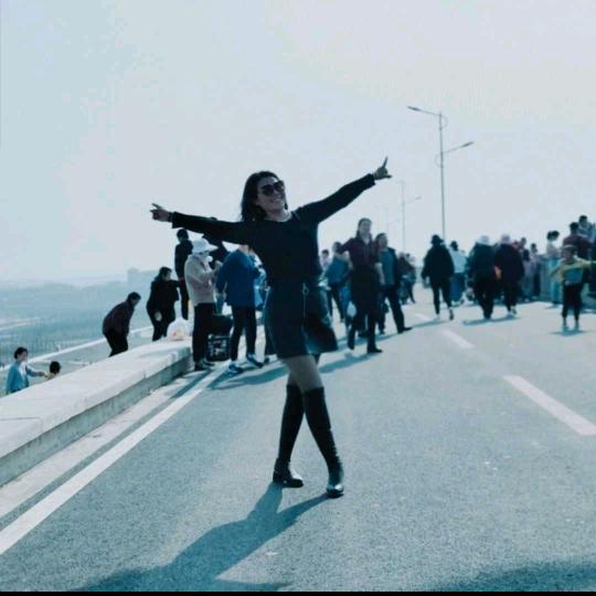 《秋实》