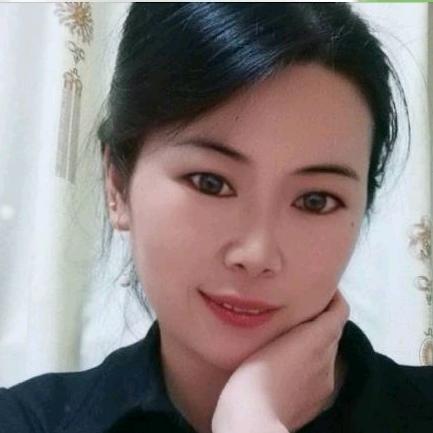 陌上芳菲轻奢女装