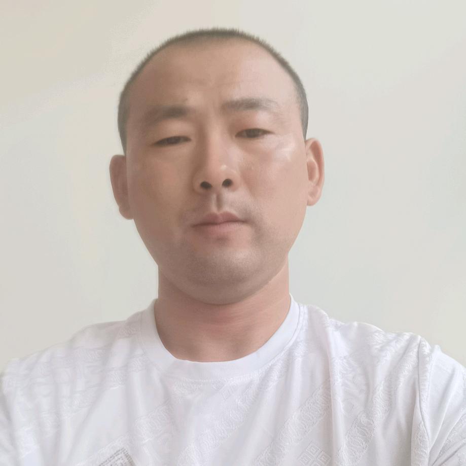 王亮