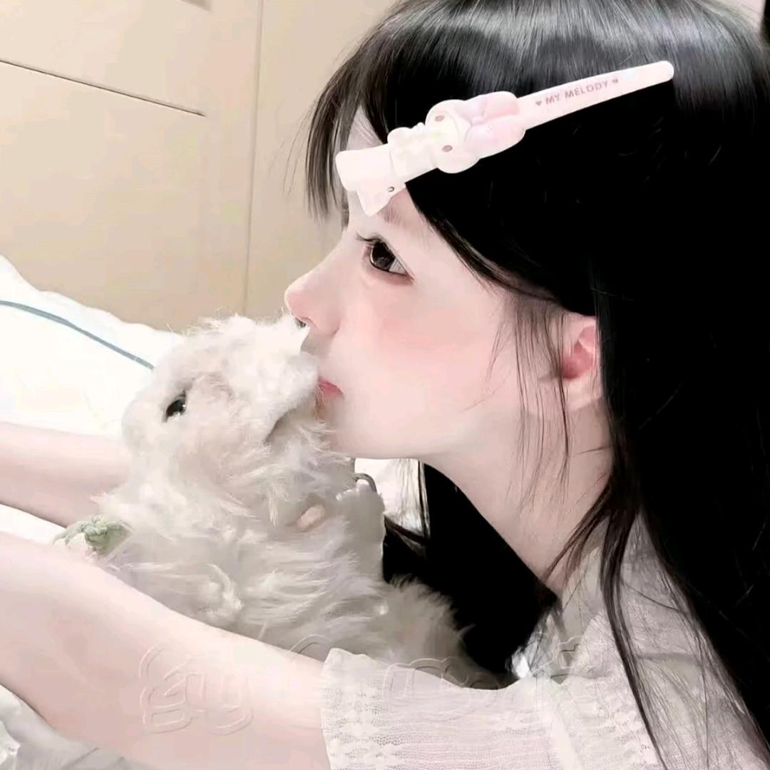 小月亮🤔