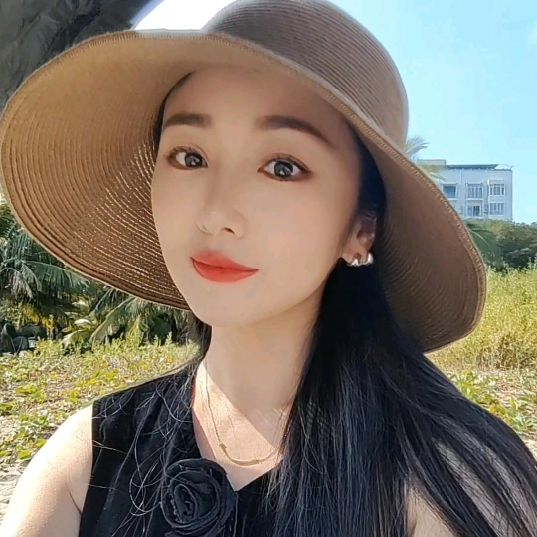 何必在忆