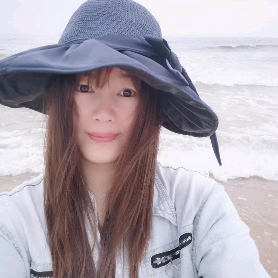 ❃⃕͜ 静望窗雨飘飘⭒ᤢᤣ