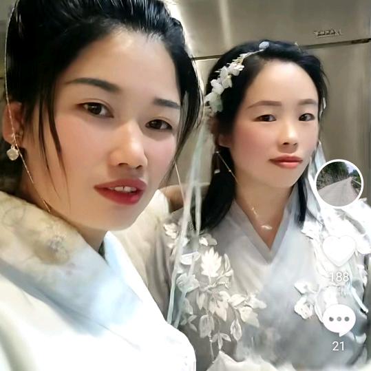 姐也不在是当年的姐
