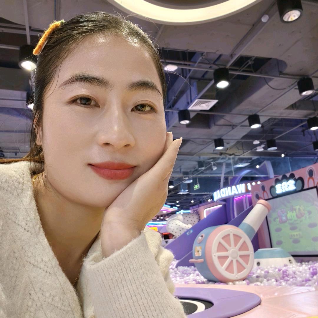 有两件皮夹克