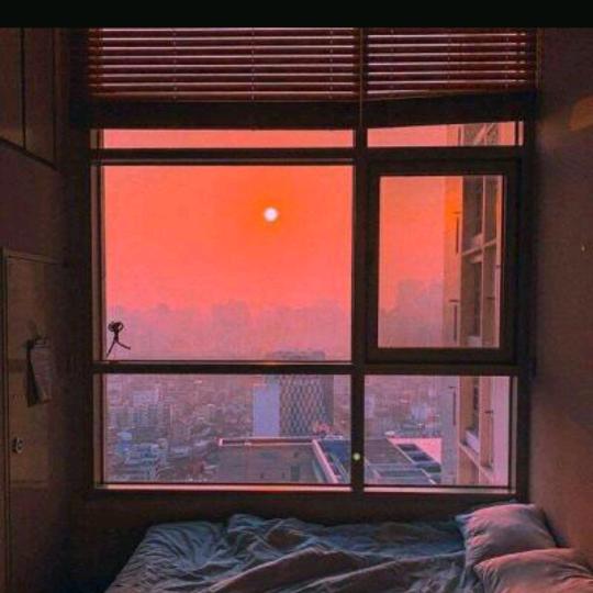 郁