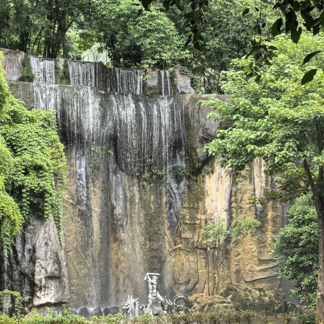 乐达木业全屋定制工厂