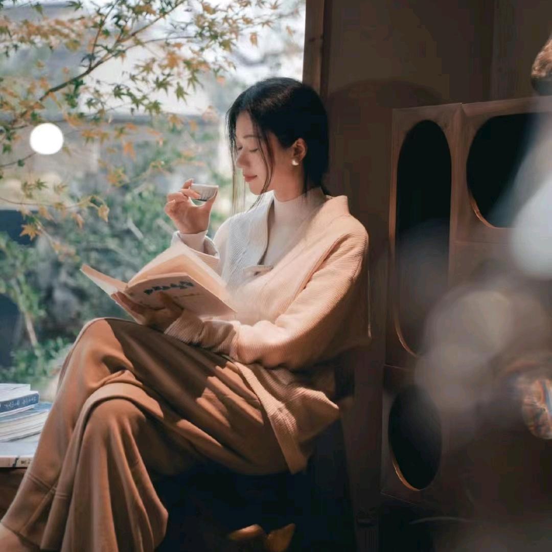 茶雅静