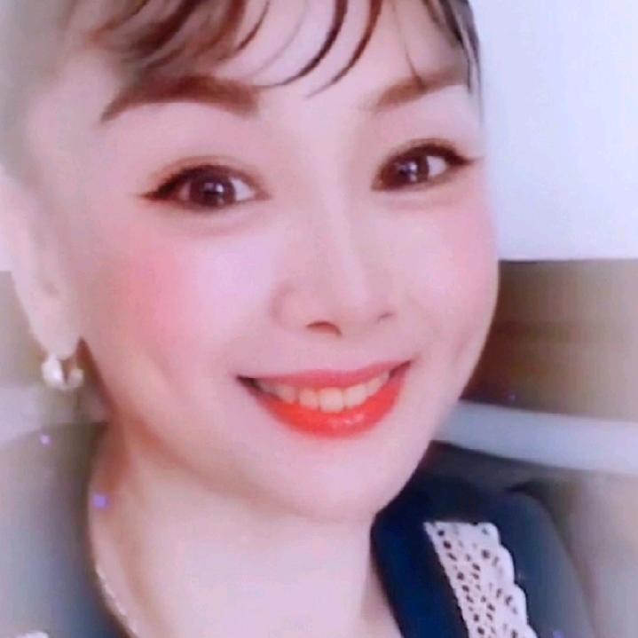🍎盈盈一笑🍎