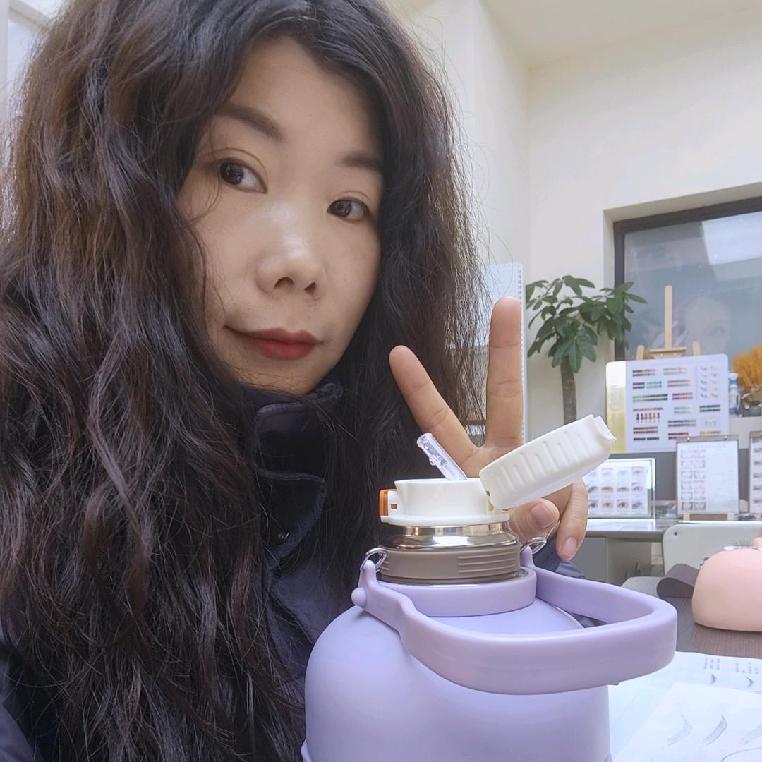 颜萈AI智能智慧美校