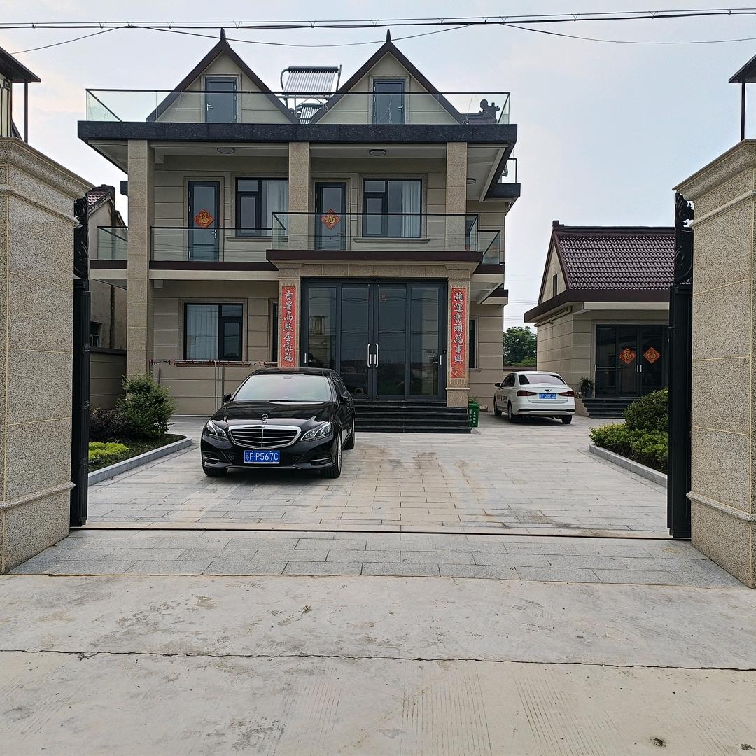 亿合门窗(如皋店) 科普未通轴门 丁志勇