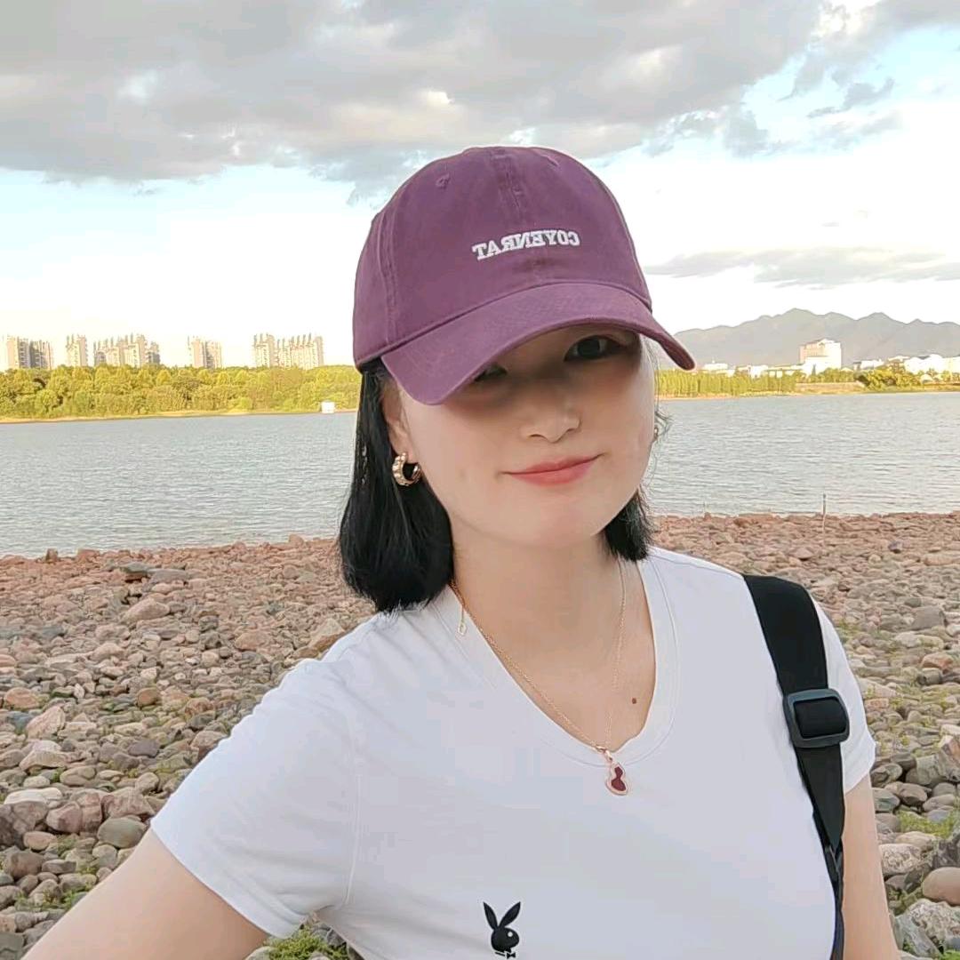 怡选帽业工厂店